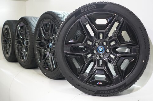 BMW BMW iX i20 1025M 22 inch velgen Pirelli Winterbanden Nieuw Origineel