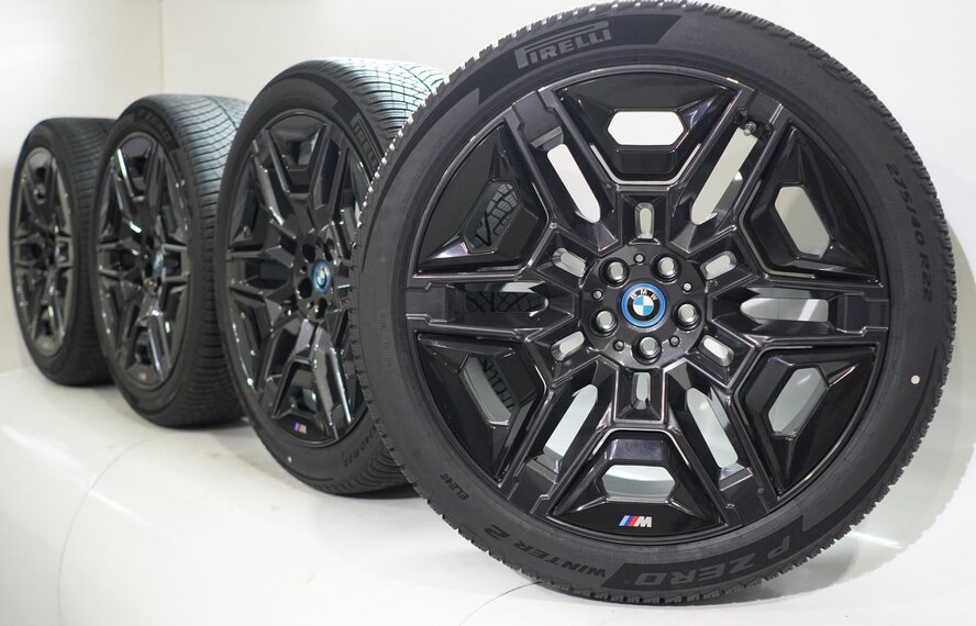 BMW BMW iX i20 1025M 22 inch velgen Pirelli Winterbanden Nieuw Origineel