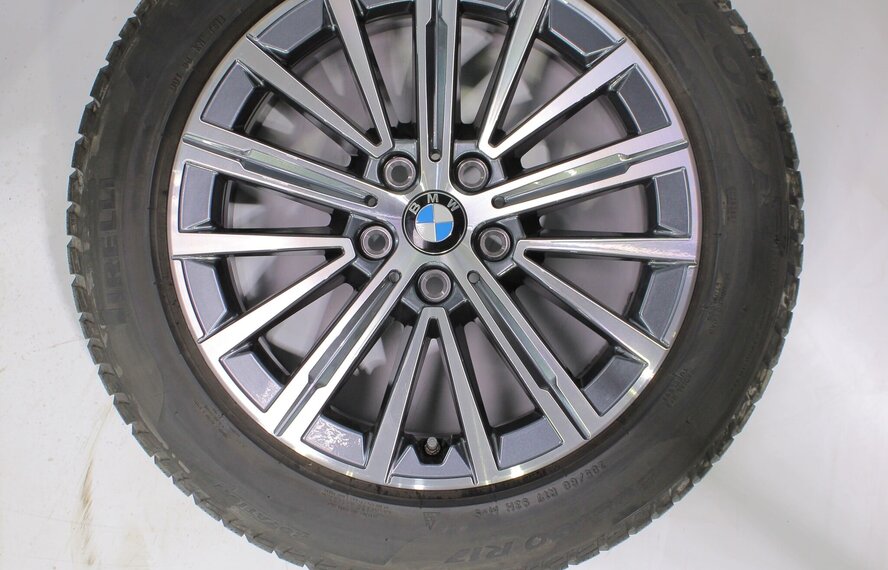 BMW BMW 2 serie U06 Active Tourer 833 17 inch velgen Pirelli Winterbanden Origineel