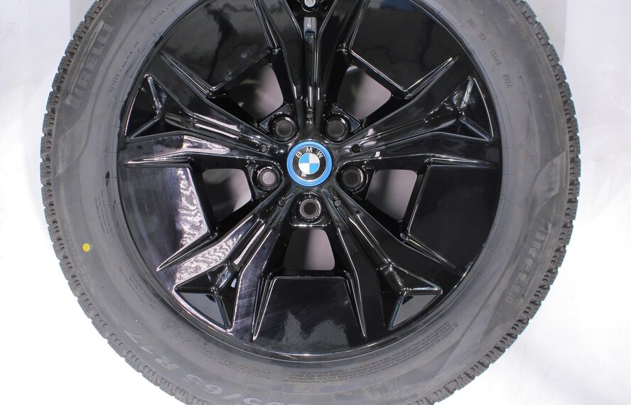 BMW BMW X1 iX1 U11 BEV X2 iX2 U10 864 17 inch velgen Pirelli Winterbanden Nieuw Origineel