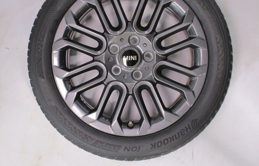 Mini Mini Cooper J01 956 17 inch velgen Hankook Winterbanden Nieuw Origineel