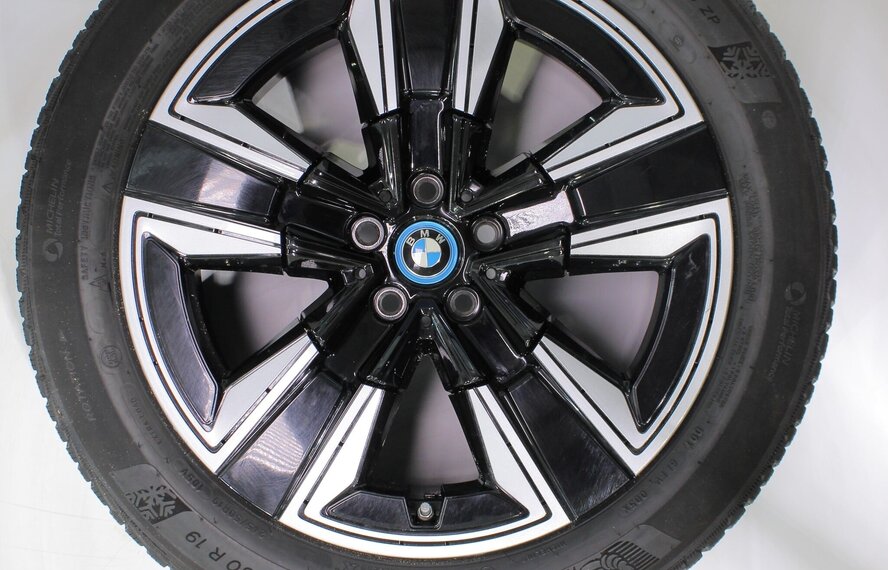 BMW BMW iX3 G08 842 19 inch velgen Michelin Runflat Winterbanden Origineel