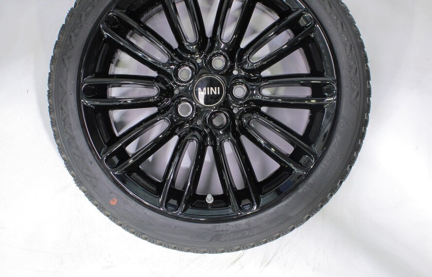 Mini Mini Cooper / S / One / Cabrio F55 F56 F57 500 17 inch velgen Hankook Winterbanden Origineel