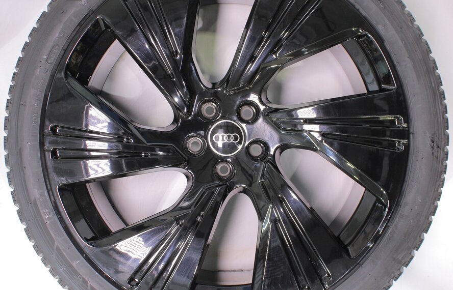 Audi Audi e-tron GE Q8 e-tron 22 inch velgen Hankook Winterbanden Nieuw Origineel
