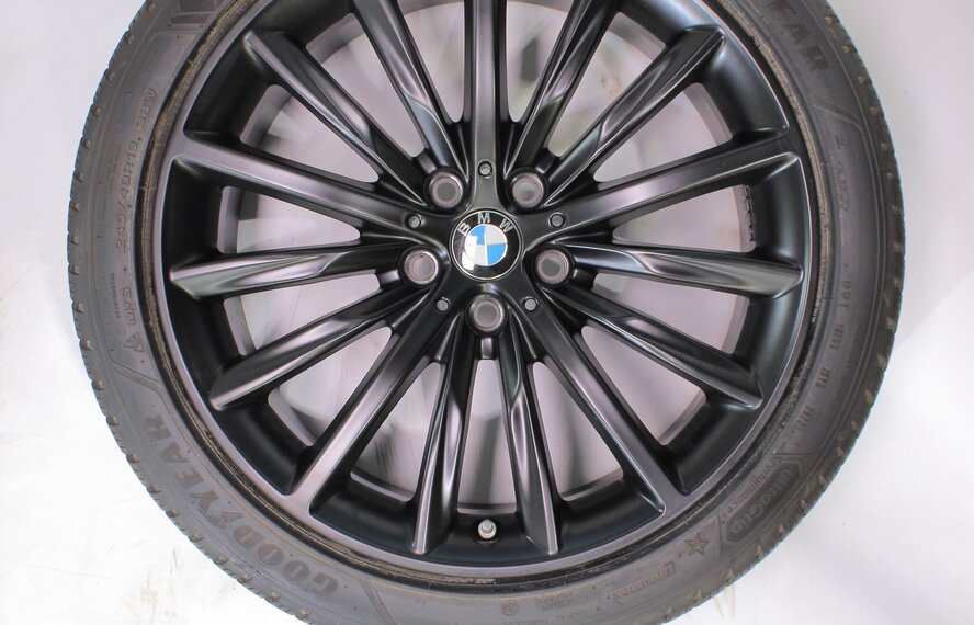 BMW BMW 5 serie G30 G31 8 serie G14 G15 G16 633 19 inch velgen Goodyear Winterbanden Nieuw Origineel