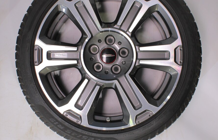 Mini Mini Countryman F60 558 19 inch velgen Pirelli Runflat Winterbanden Origineel