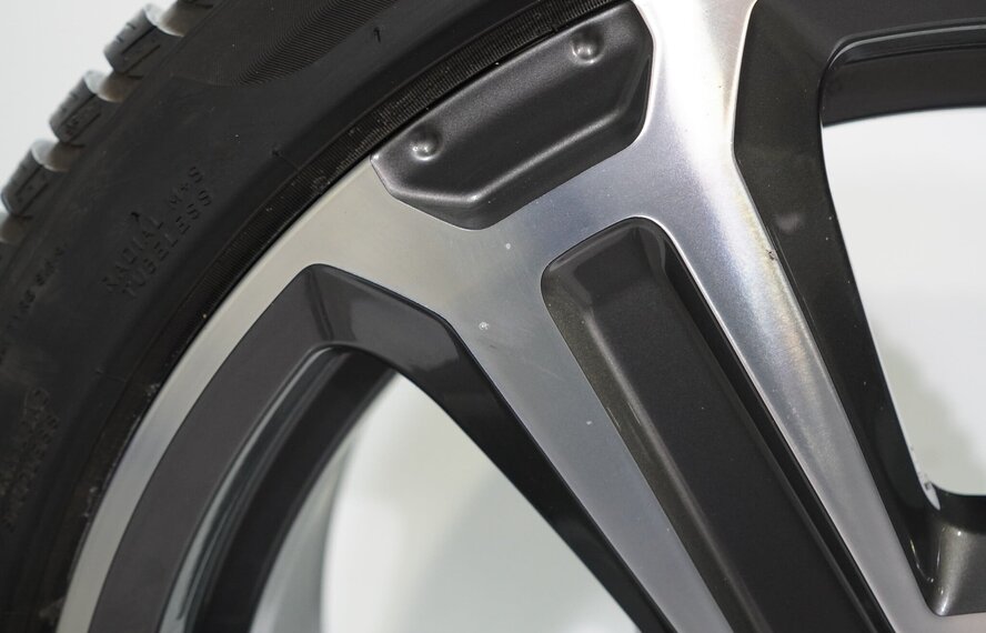 Mini Mini Countryman F60 558 19 inch velgen Pirelli Runflat Winterbanden Origineel