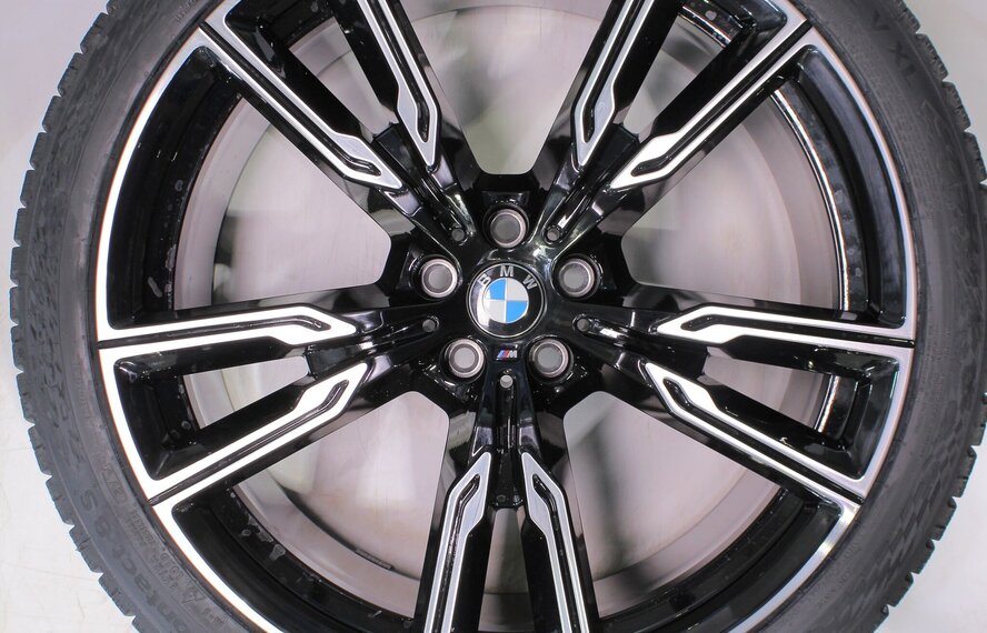 BMW BMW X5 G05 X6 G06 747M 22 inch velgen Continental Winterbanden Nieuw Origineel