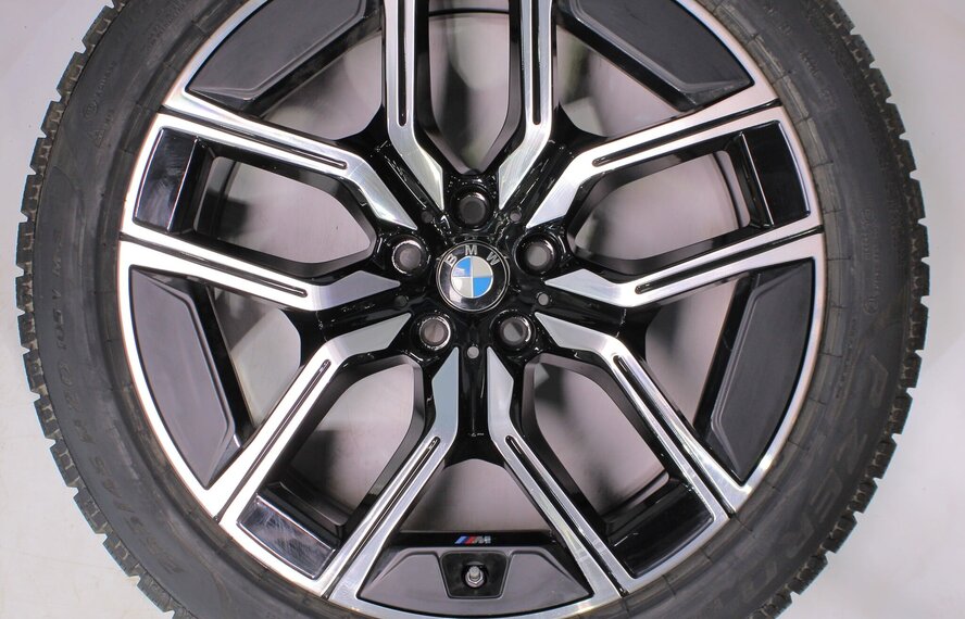 BMW BMW 7 serie G70 X3 G45 907M 20 inch velgen Pirelli Winterbanden Nieuw Origineel