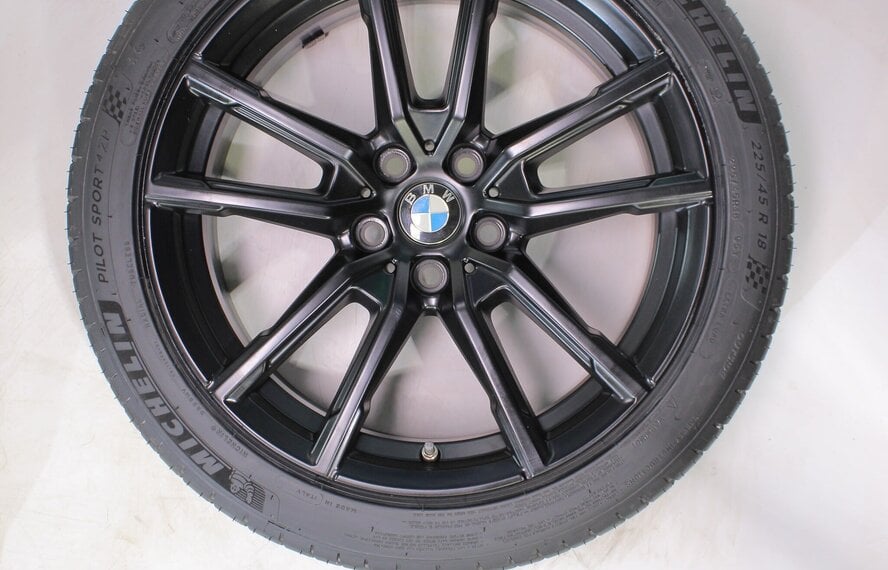 BMW BMW 2 serie 3 serie 4 serie G20 G21 G22 G42 780 18 inch velgen Michelin Runflat Zomerbanden Nieuw Origineel