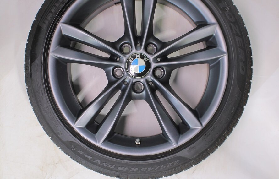 BMW BMW 3 4 serie F30 F31 F32 F33 F36 658 18 inch velgen Pirelli Runflat Winterbanden Origineel