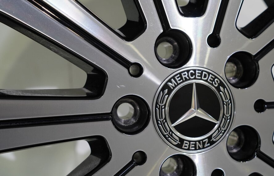 Mercedes Mercedes EQA EQB H243 X243 18 inch velgen Continental Runflat Winterbanden Origineel