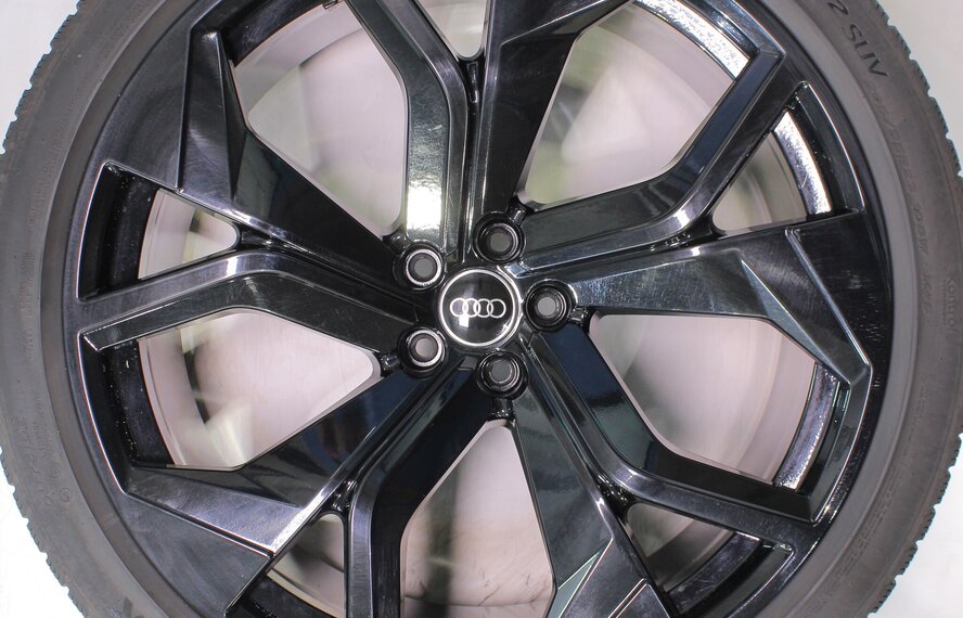 Audi Audi Q8 SQ8 RSQ8 23 inch velgen Hankook Winterbanden Origineel
