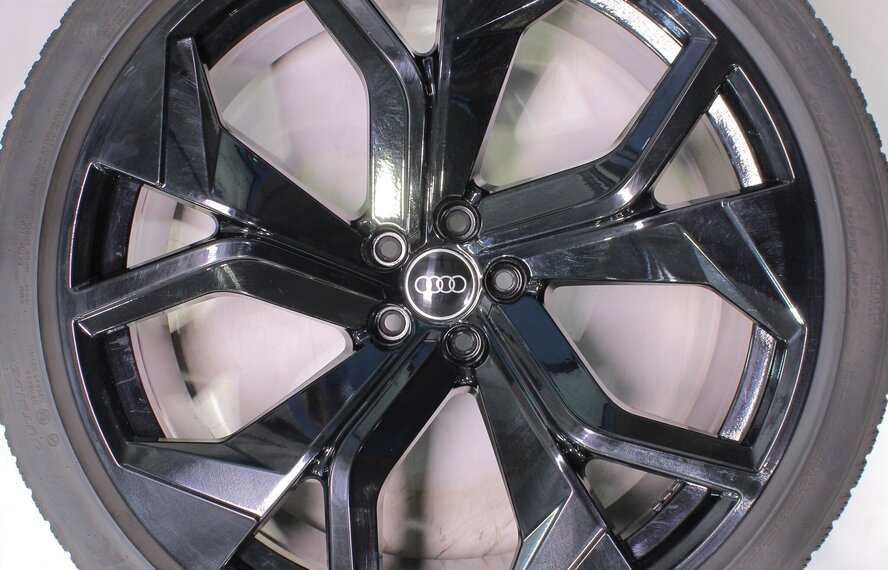 Audi Audi Q8 SQ8 RSQ8 23 inch velgen Hankook Winterbanden Origineel