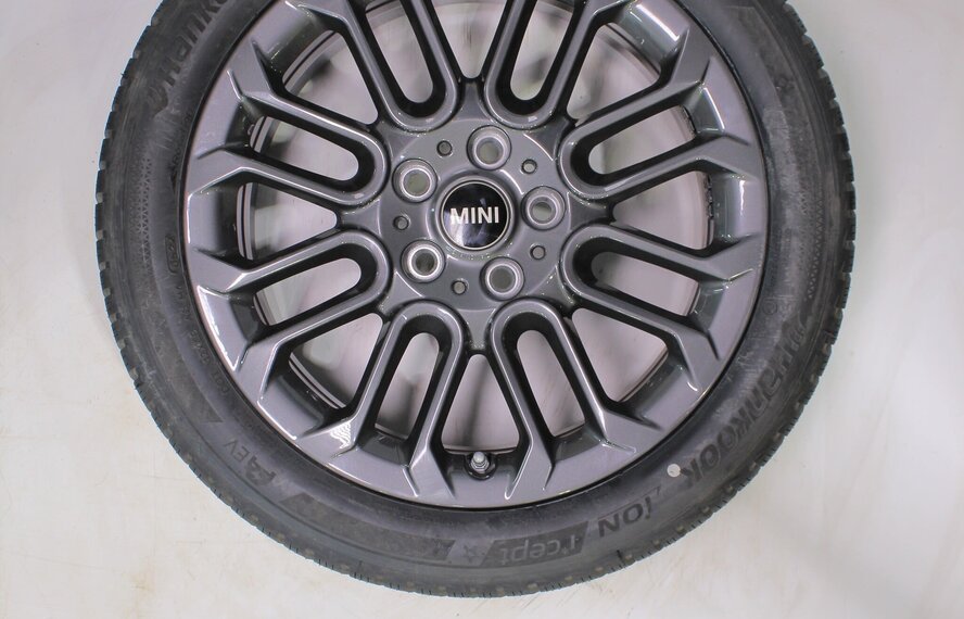 Mini Mini Cooper J01 982 17 inch velgen Hankook Winterbanden Nieuw Origineel