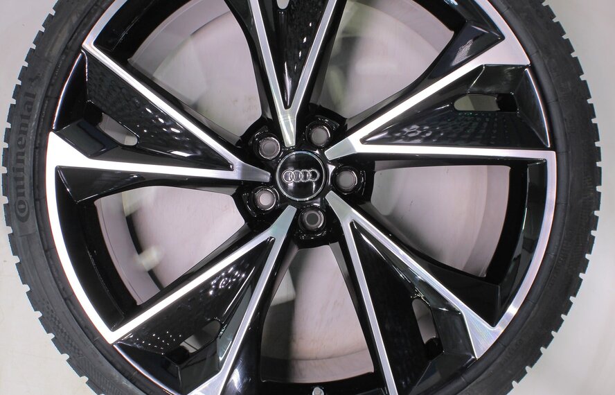 Audi Audi RS6 22 inch velgen Continental Winterbanden Nieuw Origineel