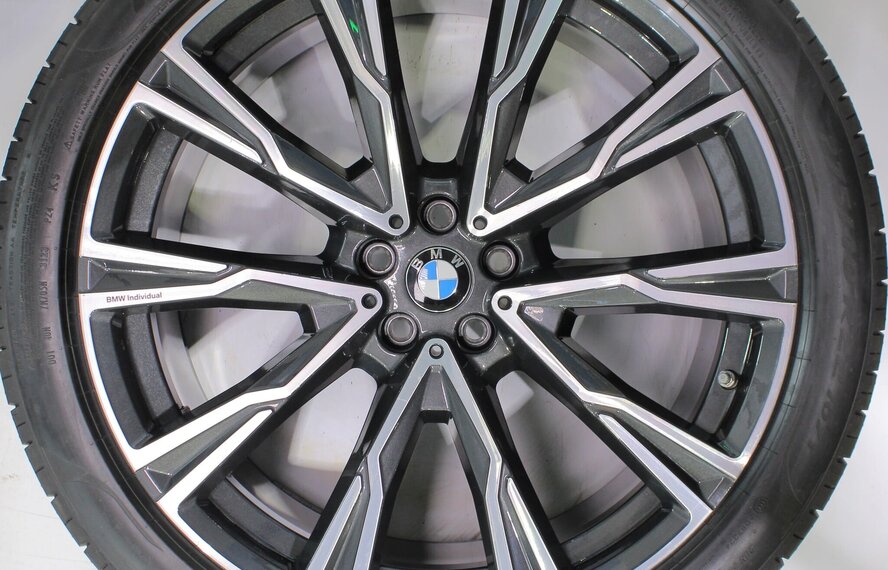 BMW BMW X7 G07 758i 22 inch velgen Pirelli Runflat Zomerbanden Nieuw Origineel
