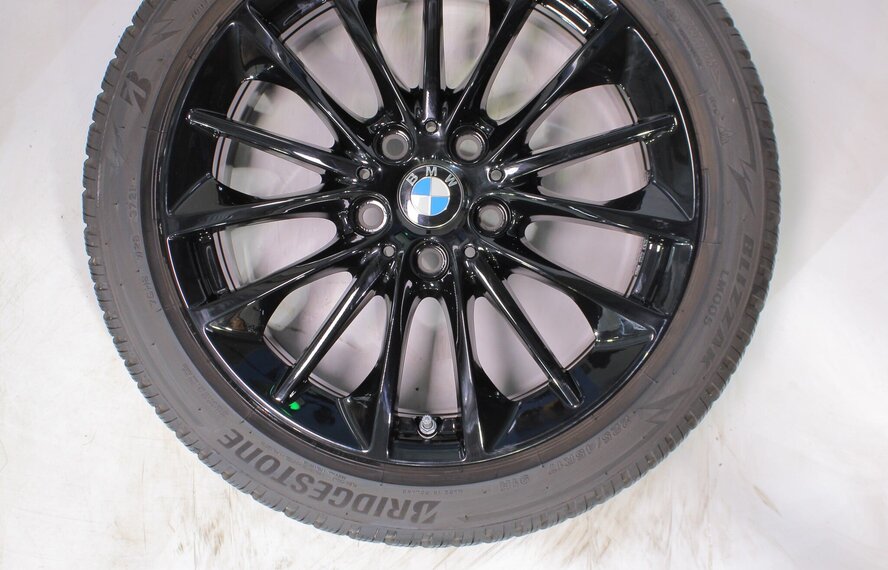 BMW BMW 1 2 serie F40 F44 2 serie Gran Coupe 546 17 inch velgen Bridgestone Winterbanden Origineel