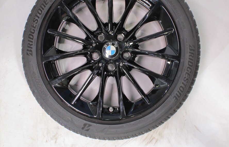 BMW BMW 1 2 serie F40 F44 2 serie Gran Coupe 546 17 inch velgen Bridgestone Winterbanden Origineel