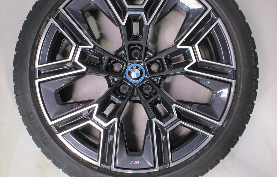BMW BMW 5 serie i5 G60 G61 940M 20 inch velgen Pirelli Winterbanden Nieuw Origineel