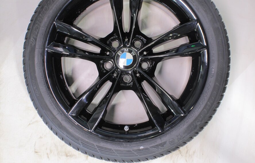 BMW BMW 3 4 serie F30 F31 F32 F33 F36 658 18 inch velgen Hankook Runflat Winterbanden Nieuw Origineel
