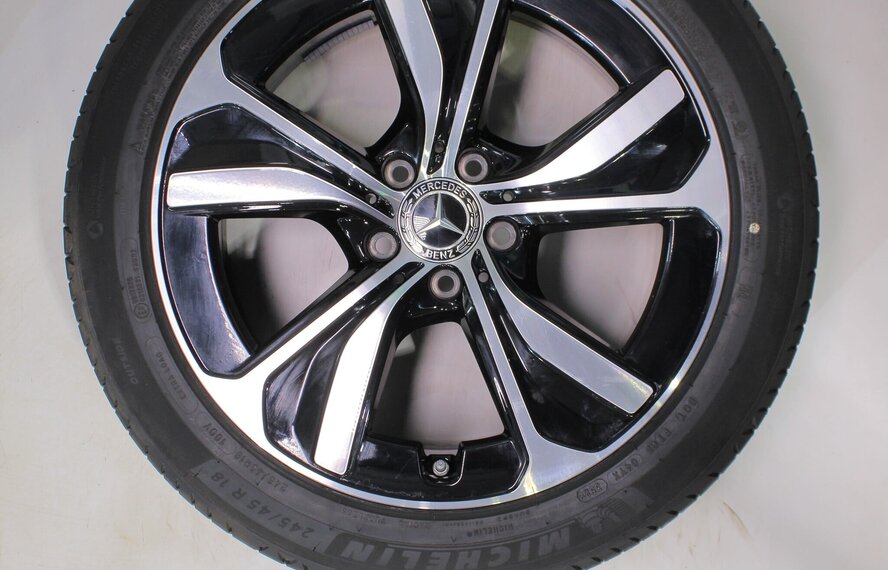 Mercedes Mercedes CLE W236 18 inch velgen Michelin Zomerbanden Nieuw Origineel