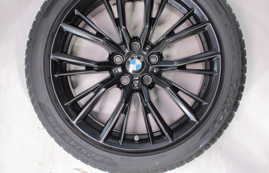 BMW BMW 2 serie 3 serie 4 serie G20 G21 G22 G42 796M 18 inch velgen Pirelli Runflat Winterbanden Origineel