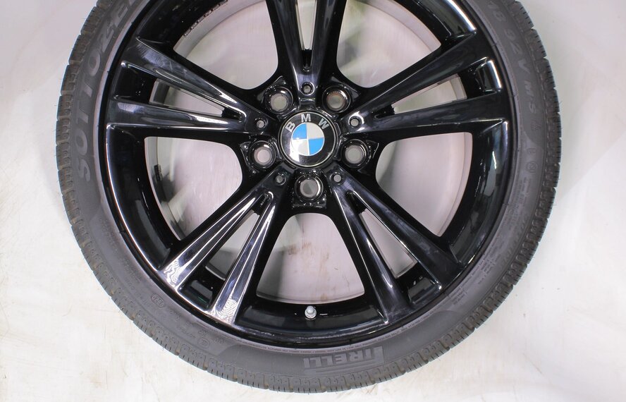 BMW BMW 1 2 serie F20 F21 F22 F23 385 18 inch velgen Pirelli Winterbanden Nieuw Origineel