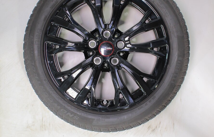 Mini Mini Cooper J01 JCW991 17 inch velgen Pirelli Winterbanden Origineel