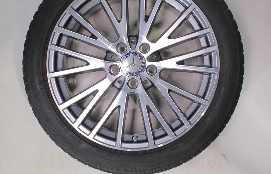 Mercedes Mercedes A B CLA Klasse W177 C118 W247 18 inch velgen Bridgestone Winterbanden Origineel