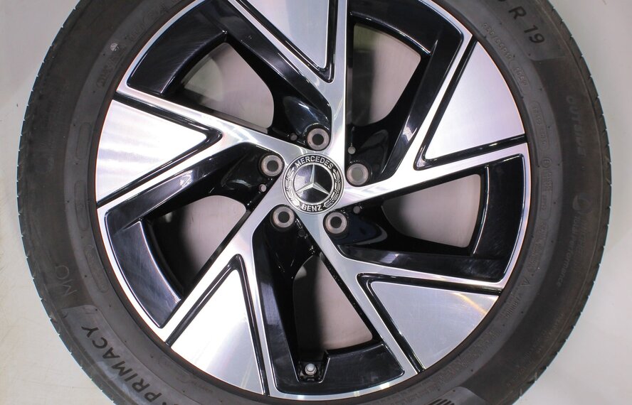 Mercedes Mercedes GLC X254 19 inch velgen Michelin Zomerbanden Origineel