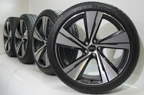 Audi Audi Q5 SQ5 8MA 21 inch velgen Michelin Zomerbanden Origineel