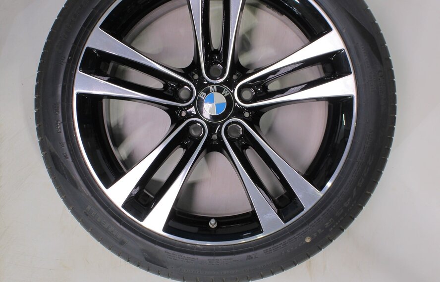 BMW BMW 3 4 serie F30 F31 F32 F33 F36 397 18 inch velgen Pirelli Zomerbanden Nieuw Origineel