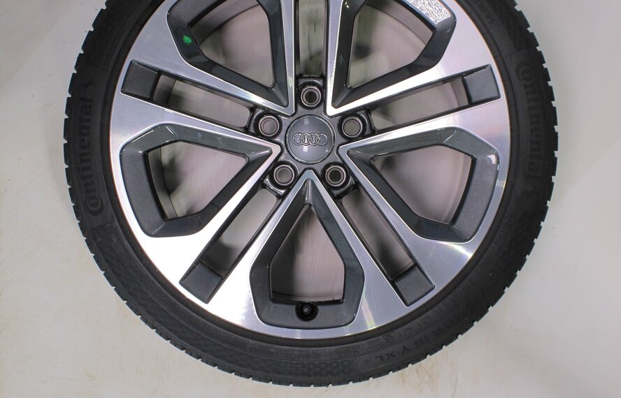 Audi Audi A3 S3 8Y 8V S-line 18 inch velgen Continental All-Season (4 seizoenen) Origineel