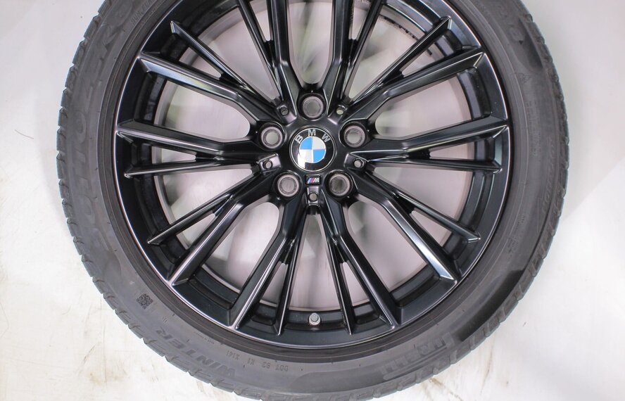 BMW BMW 2 serie 3 serie 4 serie G20 G21 G22 G42 796M 18 inch velgen Pirelli Runflat Winterbanden Origineel