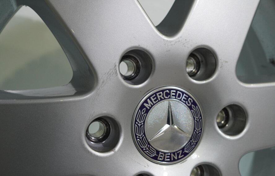 Mercedes Mercedes Sprinter W906 W910 16 inch velgen Continental Winterbanden Origineel
