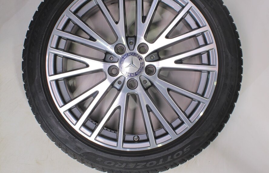 Mercedes Mercedes A B CLA Klasse W177 C118 W247 18 inch velgen Pirelli Winterbanden Origineel