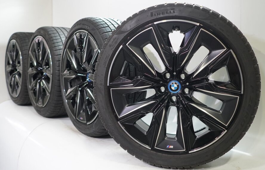 BMW BMW 7er i7 G70 909M 21 inch velgen Pirelli Winterbanden Origineel