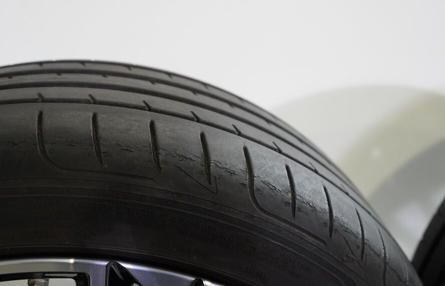 BMW BMW 2 serie U06 Active Tourer 839i 19 inch velgen Goodyear Zomerbanden Origineel