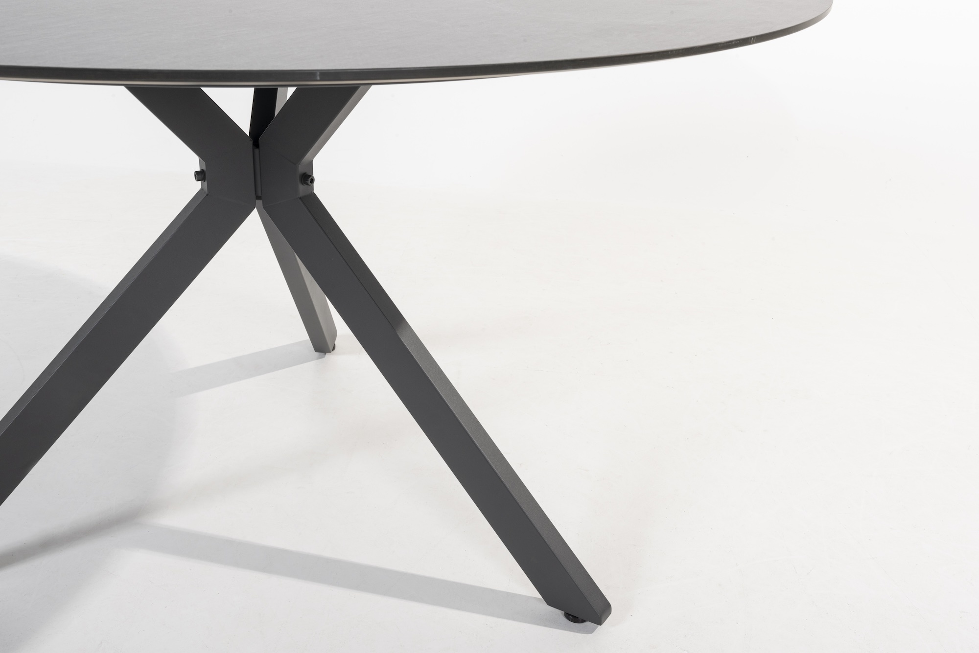 4 Seasons Outdoor Locarno tuintafel 130 cm. Ø