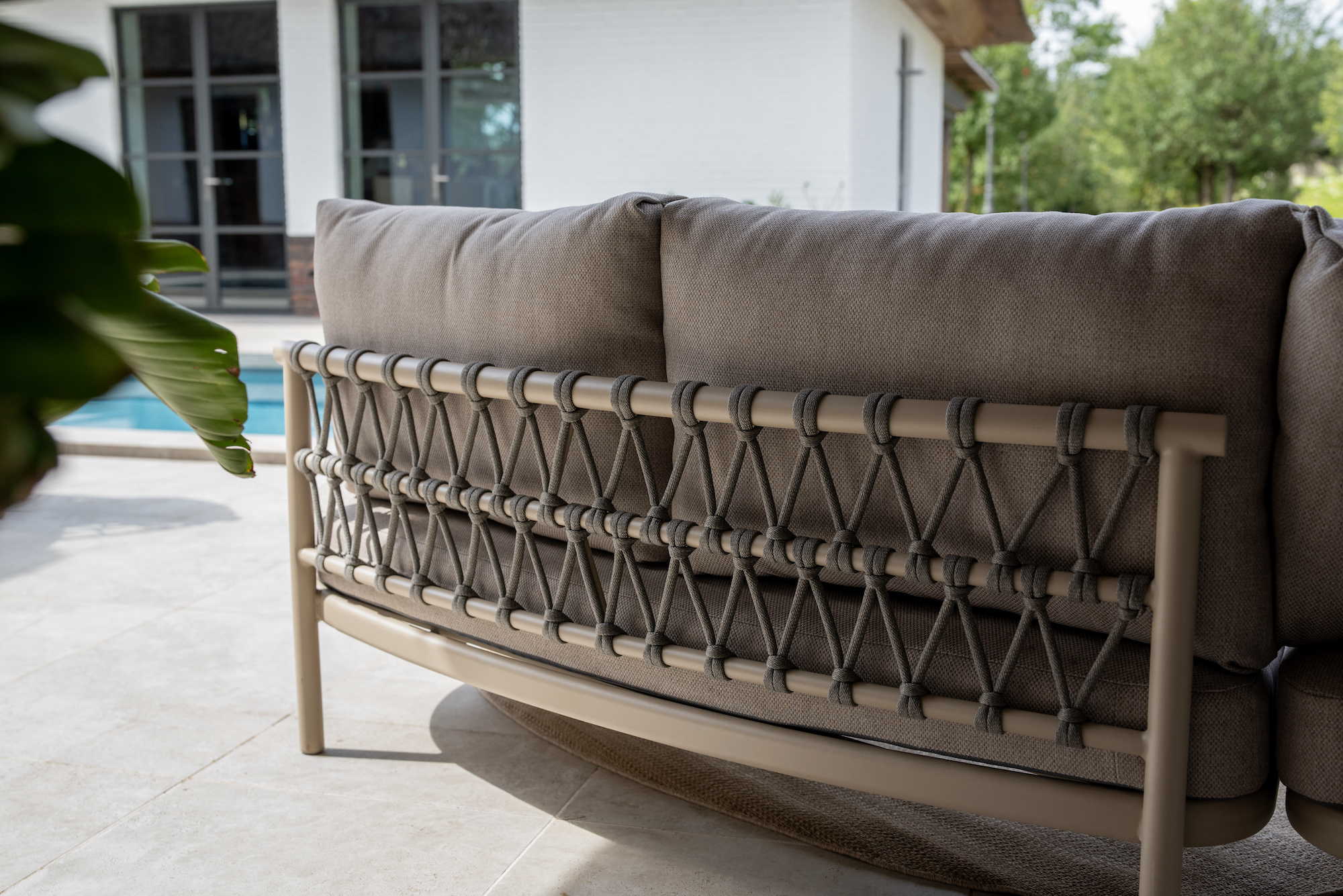 4SO Piacenza loungebank Latte