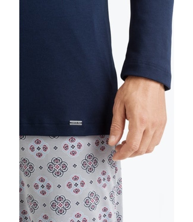 Night & Day Long Pyjama Round Ornament (075111)