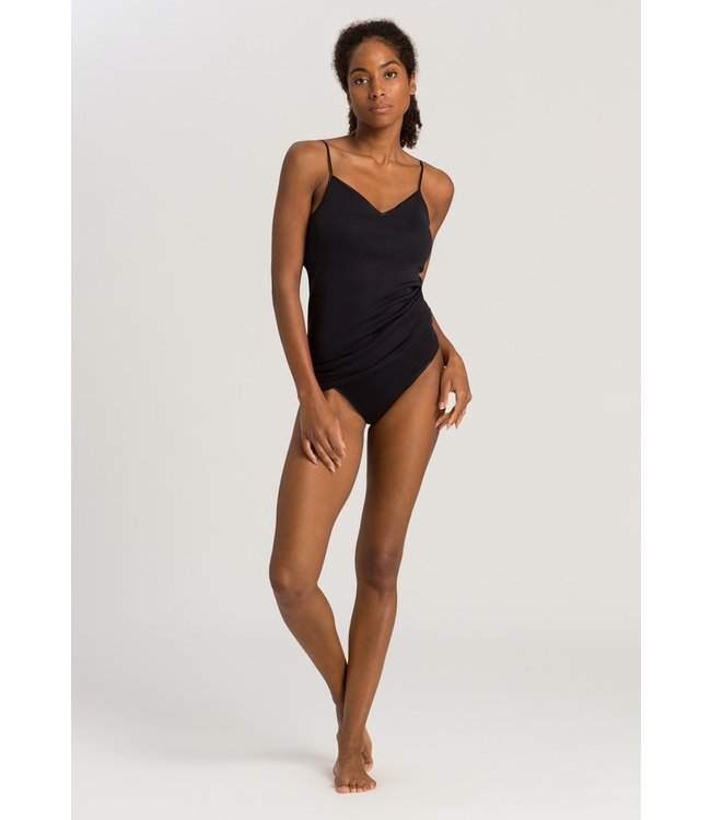 Cotton Seamless Spaghetti Top Padded Black (071605)