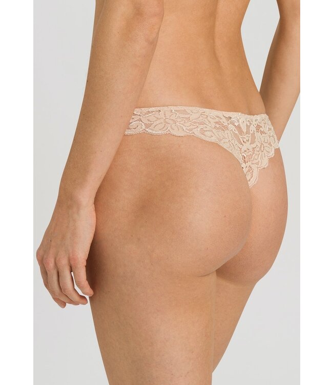 Moments Lace Thong Beige (071507)