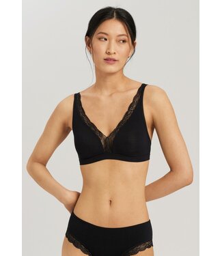 Hanro Cotton Lace Soft Cup Bra Black