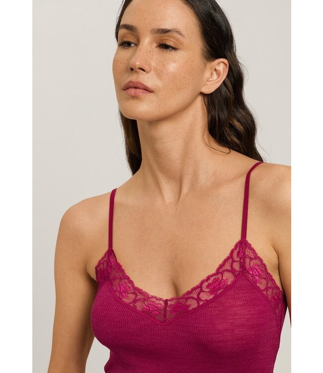 Hanro Woolen Lace Spaghetti Top Intense Garnet (070970)