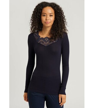 HANRO Women's Ultralight Long Sleeve Top 71347, Black, X-Small at   Women's Clothing store