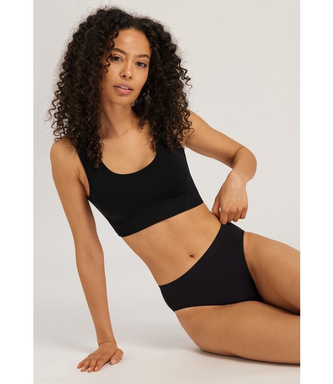 Touch Feeling Crop Top Padded Black (071806)