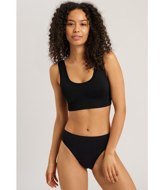 Touch Feeling Crop Top Padded Black (NEW BASIC)
