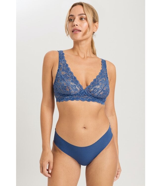 Hanro Moments Soft Cup Bra True Navy